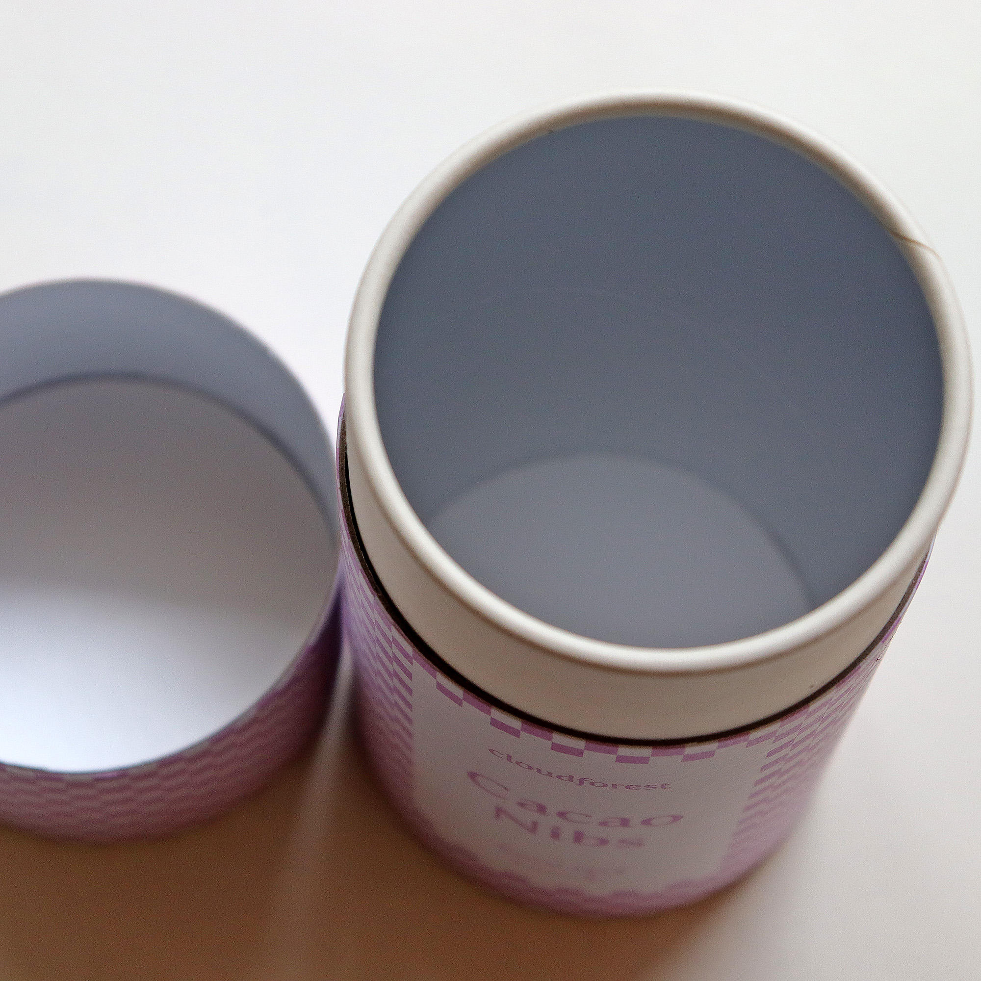 Conteneurs de stockage en carton cylindrique imprimés sur mesure pour emballage alimentaire en fèves de cacao, emballage en tube de papier