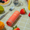 Les boîtes cylindriques en papier artisanal biodégradables Hallpack sont personnalisées pour les bougies d'huile de parfum et les huiles essentielles, utilisant des emballages en tubes de papier