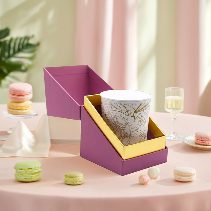 Petite boîte de papier cadeau de bonbons de mariage de luxe boîte rigide de faveur de paillettes avec stratification mate de feuille d'or