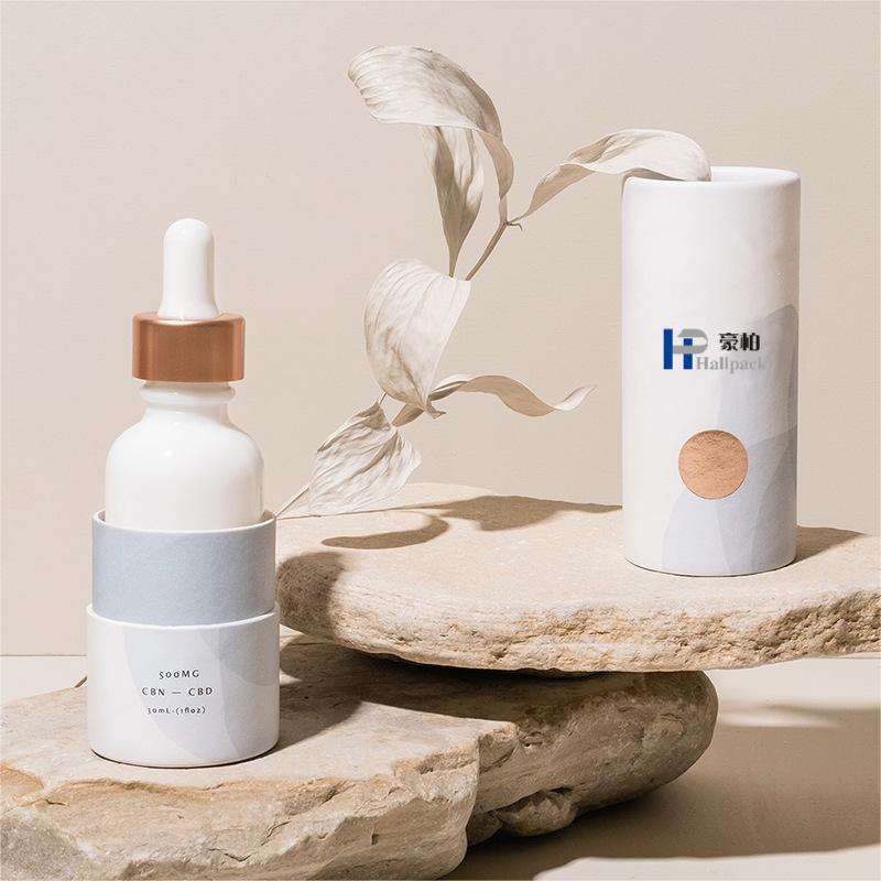 Recycler le tube de papier de rouge à lèvres déodorant de qualité alimentaire pousser le tube de papier