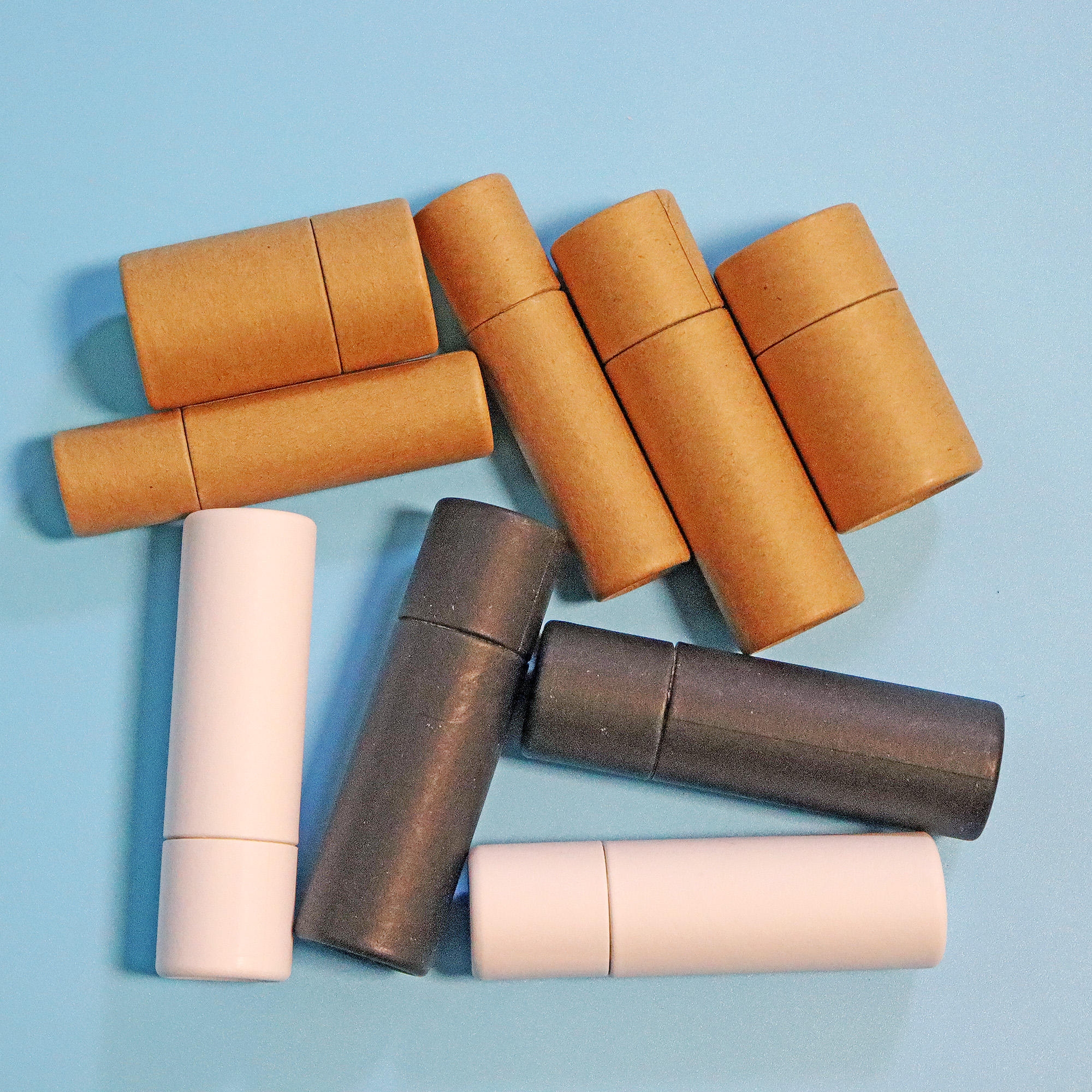 Tube de noyau de papier Kraft brun Tube d'emballage en papier Tube d'emballage de baume à lèvres en papier blanc biodégradable Deadorant brillant à lèvres Push Up