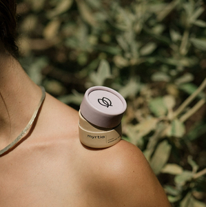 Le carton Kraft vide biodégradable pousse les conteneurs de déodorant les Tubes en carton de 2.00 Oz poussent la boîte de Tube de baume à lèvres