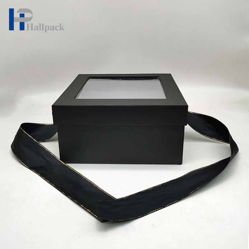 Boîte-cadeau de papier de vêtements de carton noir de luxe avec le couvercle transparent d'animal familier