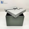 Boîte de papier d'emballage de boîte de luxe en carton gris fait sur commande avec le ruban