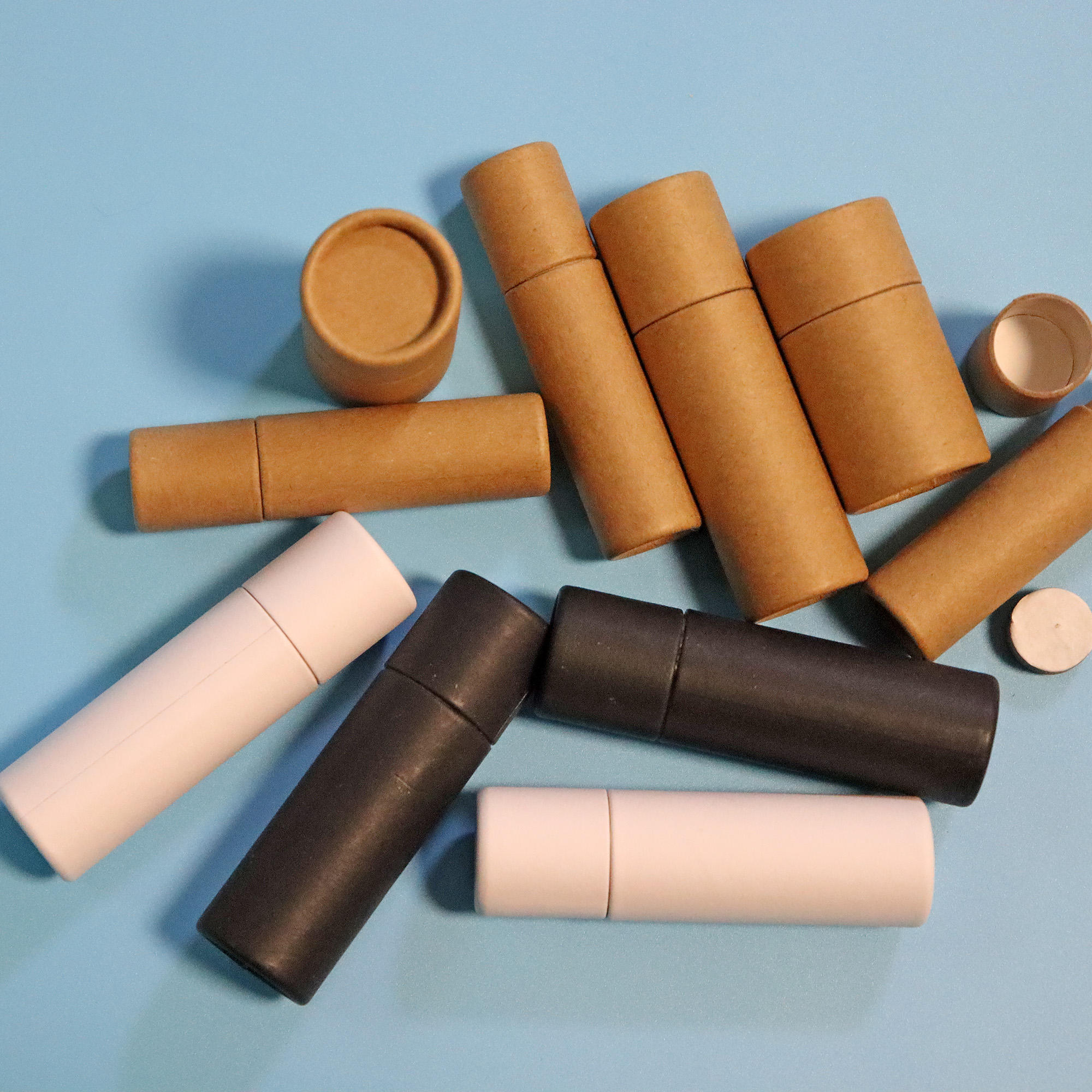 Tube de noyau de papier Kraft brun Tube d'emballage en papier Tube d'emballage de baume à lèvres en papier blanc biodégradable Deadorant brillant à lèvres Push Up