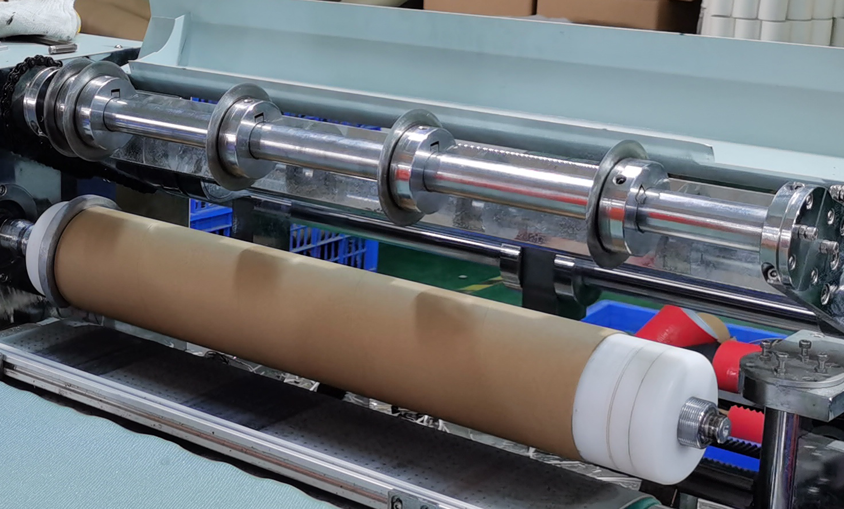 usine de tubes en papier