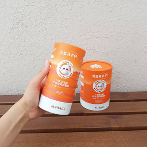 Tubes de papier kraft de qualité alimentaire en carton biodégradable de couleur personnalisée vide en gros de conception gratuite pour l'emballage de thé