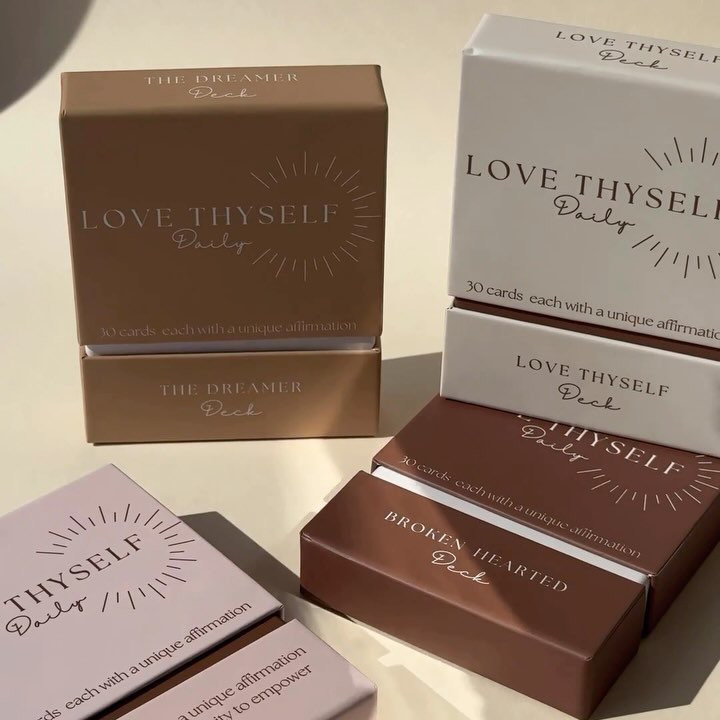 Emballage en carton de boîte de bouteille de parfum de conception personnalisée de haute qualité pour le paquet de coffret cadeau de bougie de diffuseur