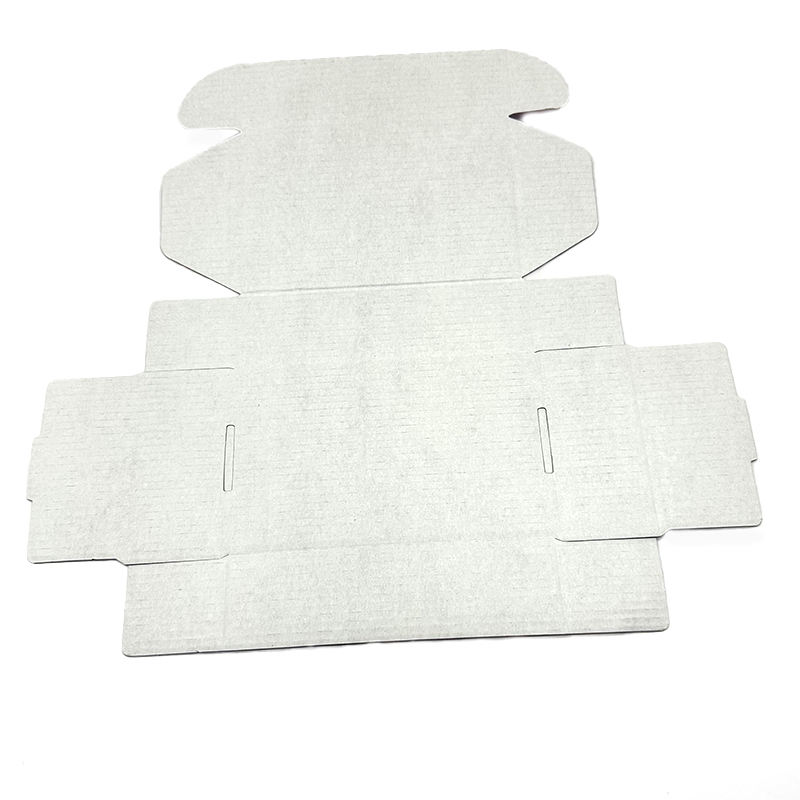 Boîtes de papier écologiques d'emballage de boîte-cadeau de papier de concepteur de logo avec le logo