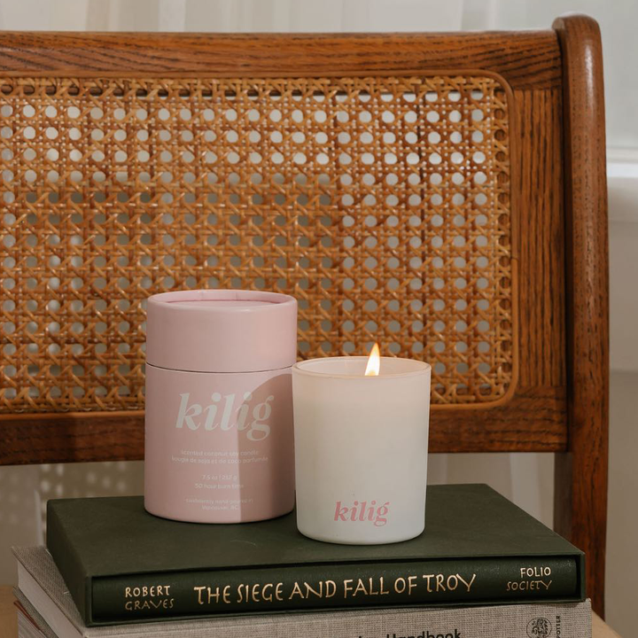 Emballage de tube de papier personnalisé de prix usine pour l'emballage de tube rond de bougie pour le carton d'emballage d'huile essentielle de bouteille de parfum