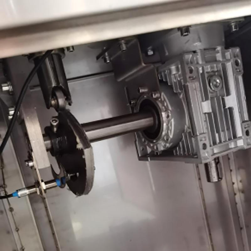 Machine à sceller les canettes à deux ou quatre roues verticales non rotatives de haute qualité