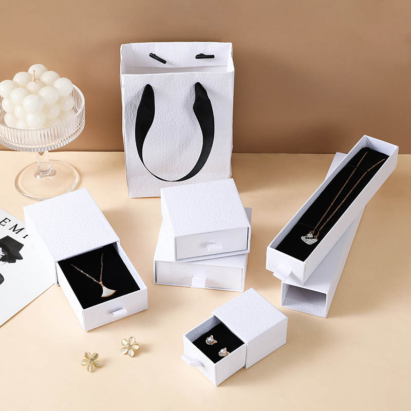 Boîtes bijoux de bijoux personnalisées biodégradables Emballages cadeaux avec tiroir pour boucles d'oreilles