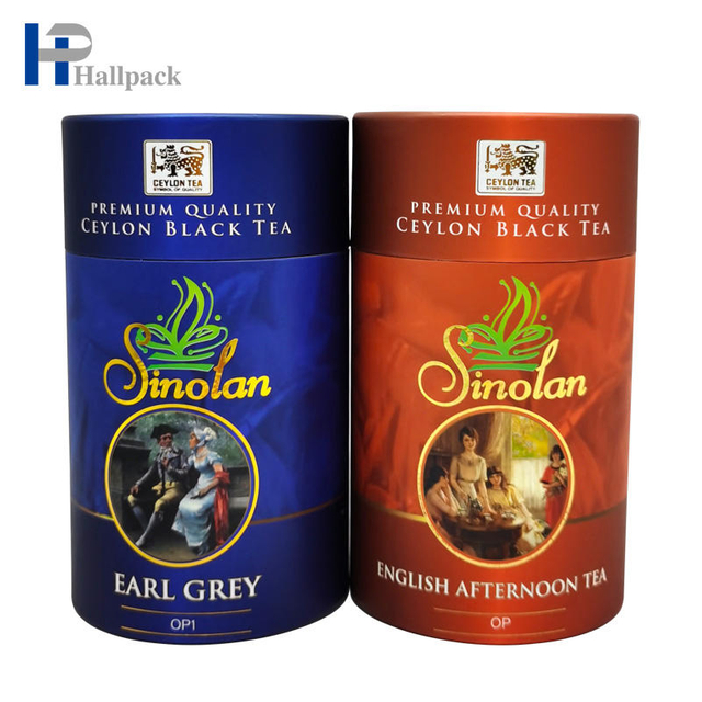 Emballage de thé en tube de papier bleu Emballage de tubes en papier pour t-shirt blanc